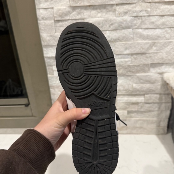 Nike Dunks High Top Women’s Size 8 Black White Pandas Sneakers Rare Streetwear - Picture 6 of 6